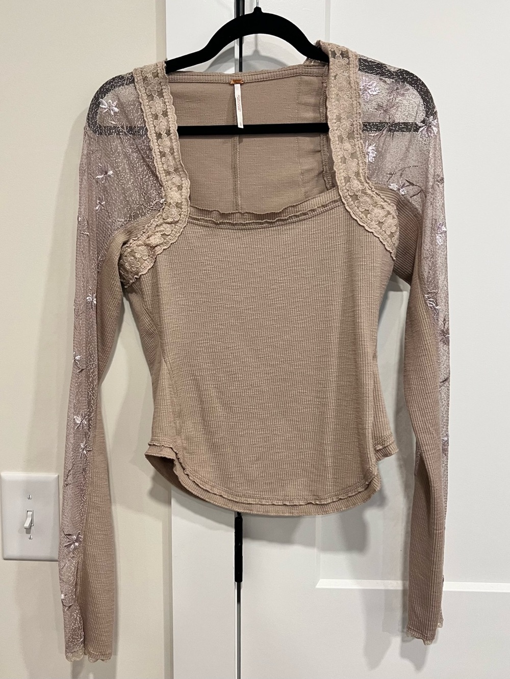 Free People Jolie Mesh Lace-Trip Taupe Long Sleeve Ribbed Top | Size L
